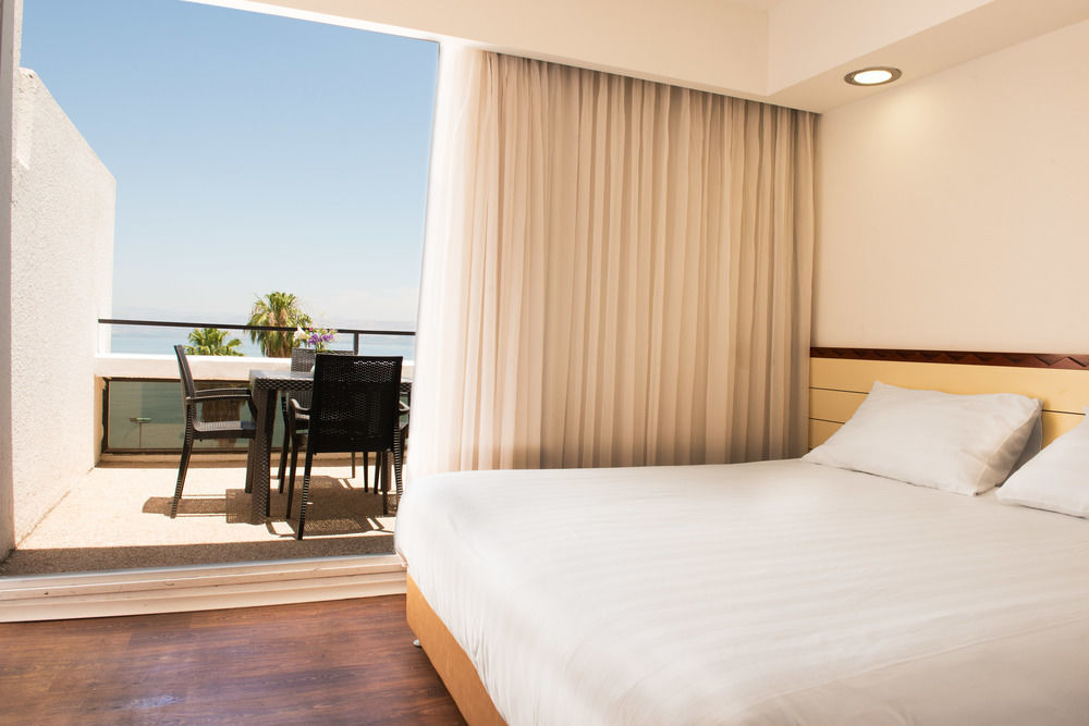 Club Hotel Tiberias - Suites Hotel Eksteriør billede